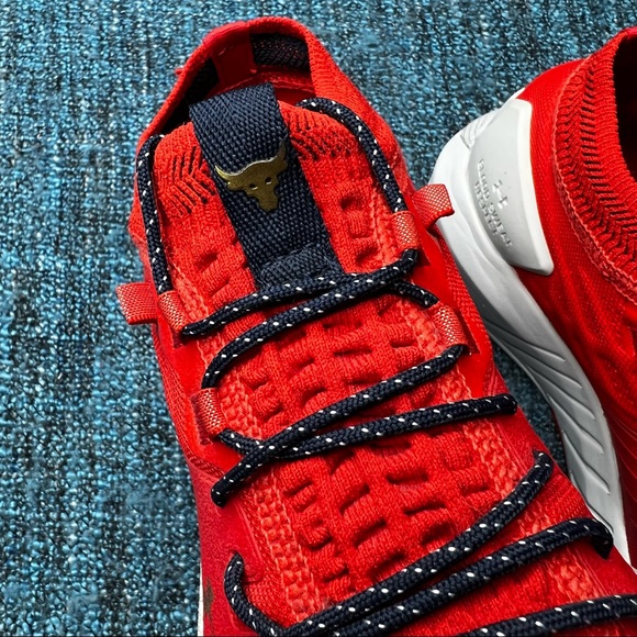 Under Armour Project Rock 2 HOVR Sneakers in Anthem Red Halo Gray - Picture 3 of 9